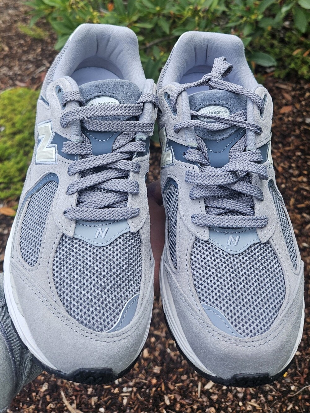New Men's New Balance 2002 R - Picture 3 of 4